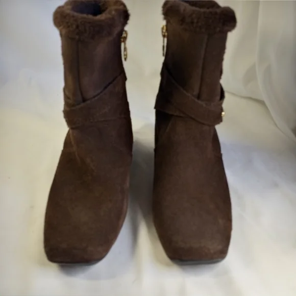 ANNE Klein Brown Suede Ankle Boots Women's Size 7.5 - Picture 6 of 10